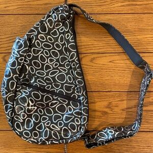 EUC AmeriBag Healthy Bag, black leather with silver pattern, size small